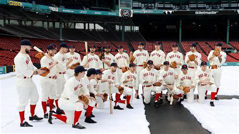 Winter Classic 2023 Bruins Penguins Wear Throwback MLB Uniforms To