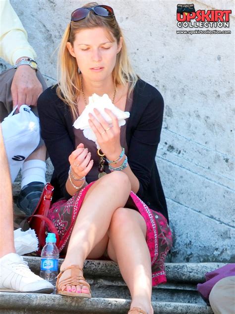 Babe Slid Panty For Nude Nub Upskirt