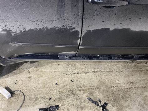 Защитные наклейки порогов — BMW X5 (E70), 3 л, 2009 года | прикол | DRIVE2