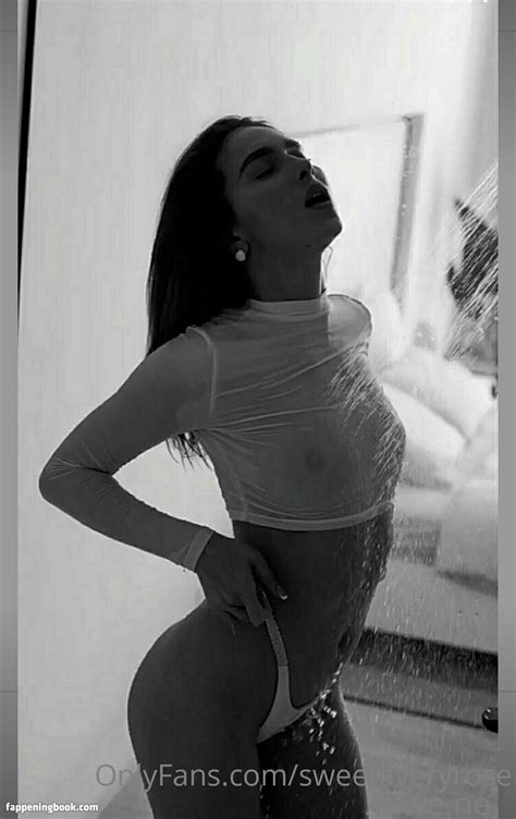 Sweetaveryrose Xsweetaveryrosex Nude OnlyFans Leaks Fappening FappeningBook