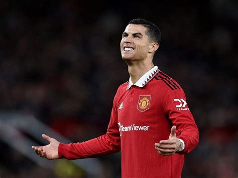 Manchester United responds to explosive Ronaldo comments | Toronto Sun