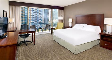 San Diego Bayside Hotels | Official Website | Wyndham Bayside