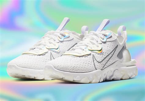 Nike React Vision White Iridescent CW0730-100 | SneakerNews.com