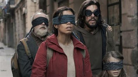 Существа вторгаются на Землю, любой, кто встретится с ними взглядом ...