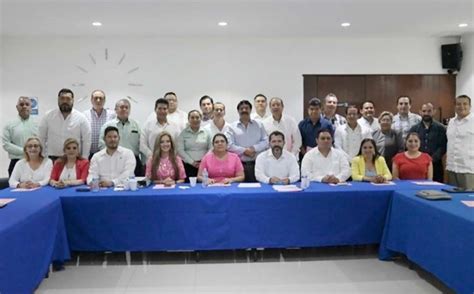 El Heraldo de Xalapa Se reúne presidenta del TSJ con abogados de Veracruz