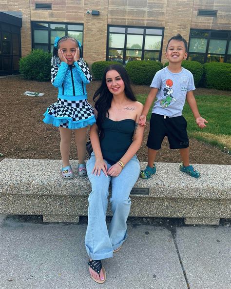 Teen Mom Kayla Sessler Shows Off Her Curves In A Very Tiny Black Bikini As She Poses On Tropical