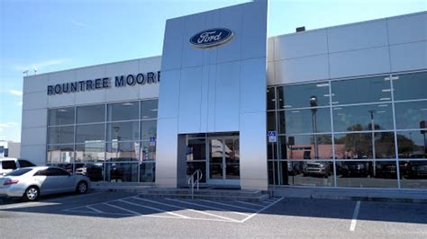 Car Dealer «Rountree Moore Ford», reviews and photos, 2588 W US Hwy 90 ...