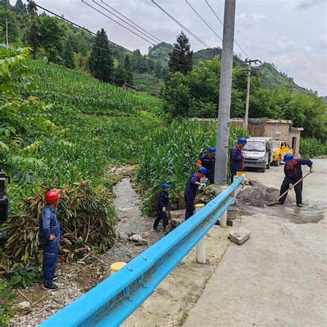 南方电网毕节市郊供电局 迎战强暴雨 全力抢修保供电工作天气应急