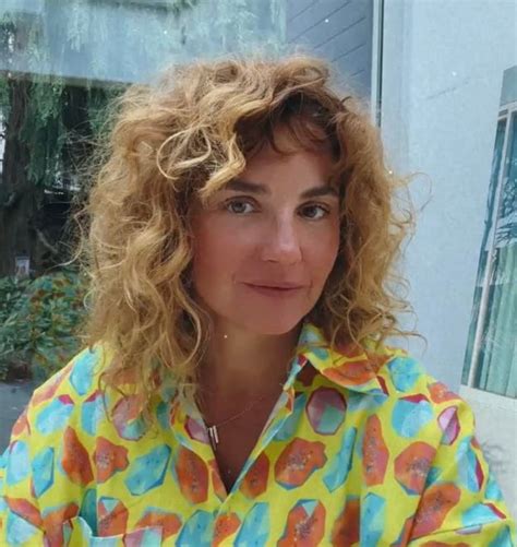 Ona Prokopa W Kwiecistym Bikini Pokaza A Co Potrafi Pudelek