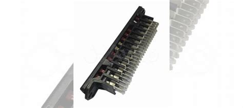 Блок предохранителей (флажковый) купить в Москве | Авито