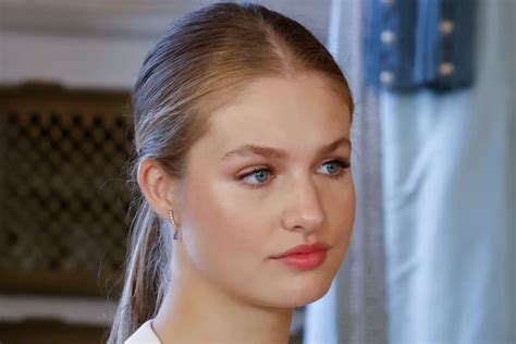 Primeras Im Genes De La Princesa Leonor En Bikini D A De Playa En Uruguay