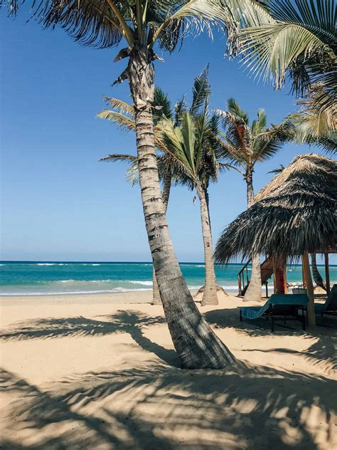 25 Romantic Anniversary Trip Ideas For Every Couple - Ivory Elm