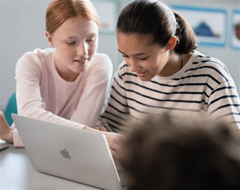 Everyone Can Code Apple Authorised Education Specialist Sync