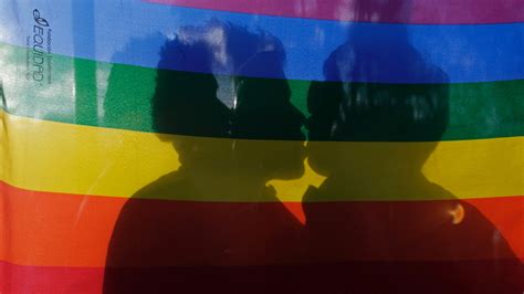 Fotos Escolha A Melhor Foto De Beijo Gay Pelo Mundo Uol Not Cias