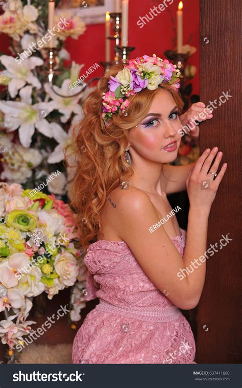 Sexy Blonde Temptress Colors Professional Makeup Stock Photo 637411660 Shutterstock
