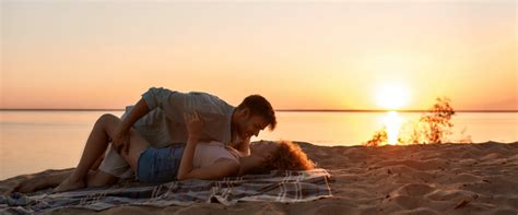 Sex im Urlaub Ungewöhnliche Orte für erotische Abenteuer Monroe Toyparty