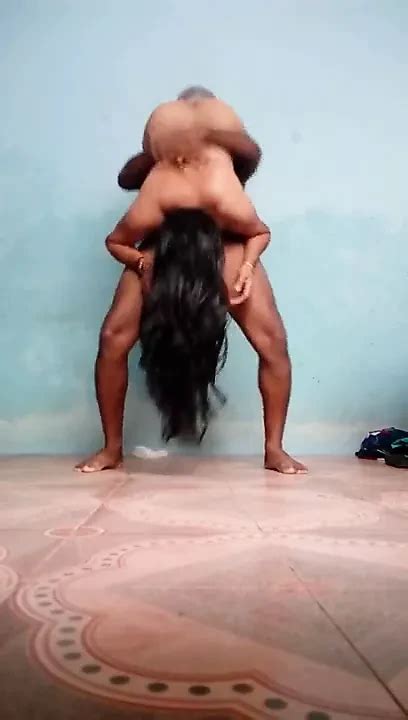 Tamil Anuty Show Her Tits Indian Desi Porn XHamster