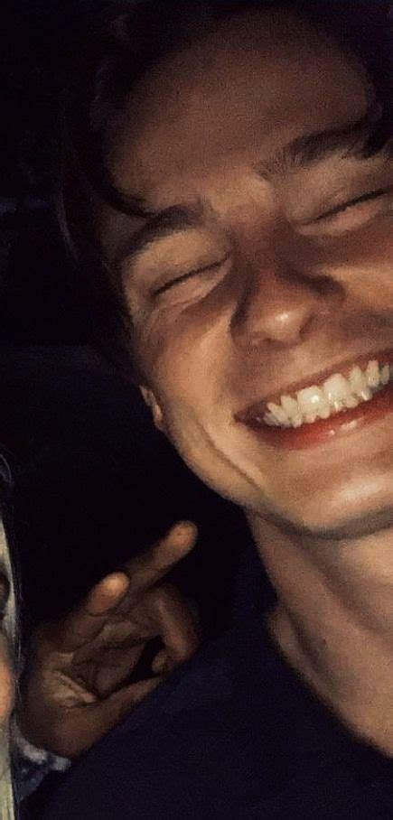 rafe cameron Celebrità maschili Attori Attori hot