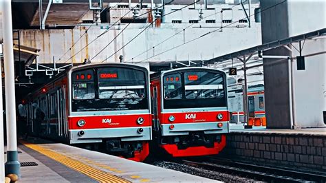 KUMPULAN KRL DI STASIUN MANGGARAI DAN BERTEMU CSOT TERKENAL YouTube