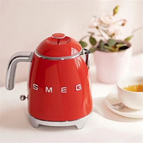 Smeg Электрический чайник SMEG-KLF03, бежевый купить на OZON по низкой ...