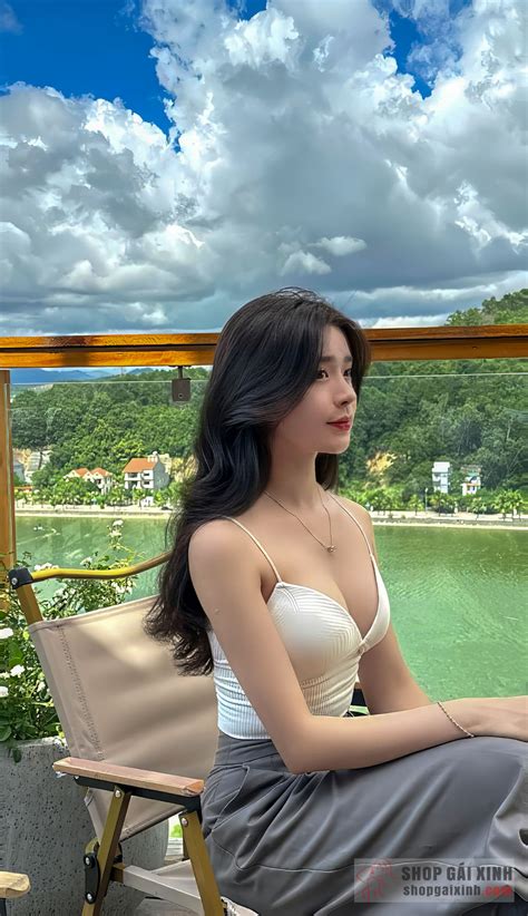 Ng C Lan Hot Girl B C Ninh G Ng M T Ng Y Th Ng Y U Shop G I Xinh