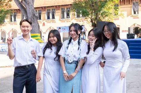 Nghe Hot Tiktoker Nh M K Chuy N Th I H C Sinh L Ng L M P M Qu N M T B C Quan