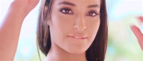 Emily Willis Hardcore