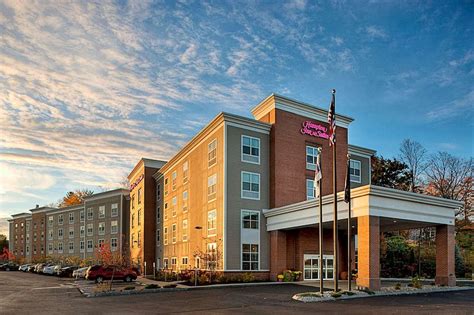 Hampton Inn & Suites Exeter, Exeter, NH Jobs | Hospitality Online