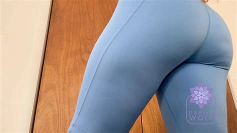 Free Squatting Porn Videos XHamster