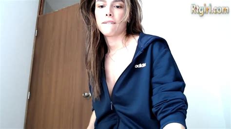 Gorgeous Brunette Milf Tranny Carolina Wanks Off Her Black Big Massivecock AShemaletube