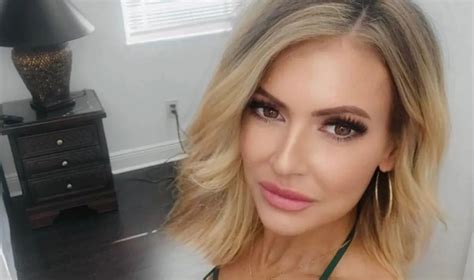 Porn Sz N Szn T Perelne A Dior Divath Z Player Hu