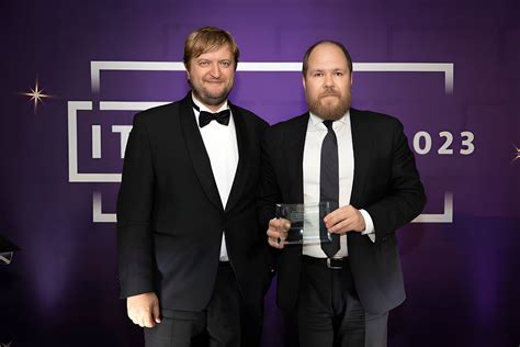 Apie Kontorą | COBALT