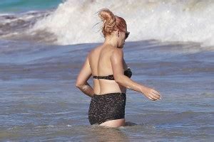 SWIMWEAR Busy Philipps Wearing A Bikini In Mexico 21 December 2017 Phun Org Forum