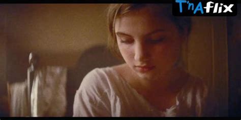 Maria Matschke Lesbian Scene In Blind At Heart Tnaflix