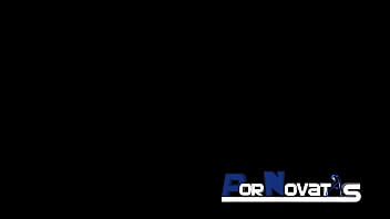 PORNOVATAS Madre rubia Española y sus enormes tetas se vuelve loca con Victor Bloom XVIDEOS