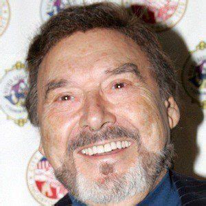 Joseph Mascolo - Bio, Family, Trivia | Famous Birthdays