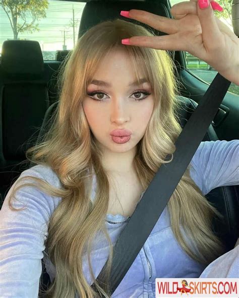 Grace Hyland Grace Hylandd Graciella Nude Instagram Leaked Photo