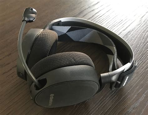 La coupe du Monde: SteelSeries Arctis 7 Wireless Gaming Headset Review