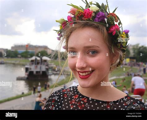 krakow cracow poland girls  women wearing floral wreaths