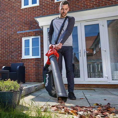 Flymo Powervac Garden Vacuum And Leaf Blower V Leaves