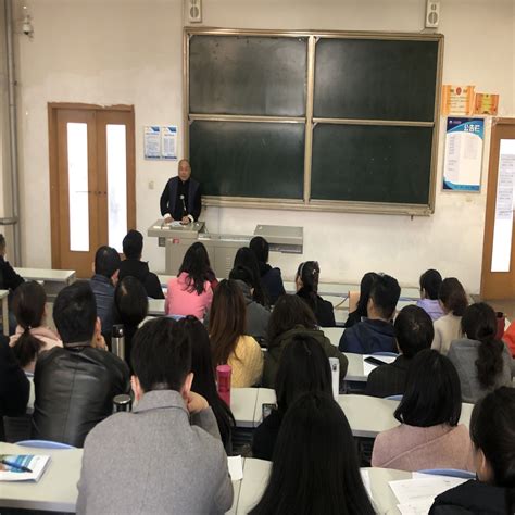 我校艺术学院召开师德师风建设大会 西安翻译学院 满载希望的方舟 陶冶情操的熔炉