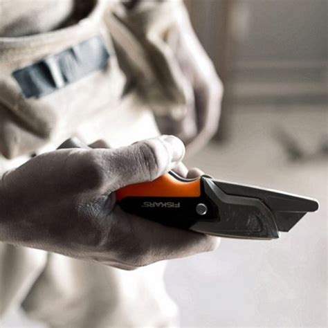 Fiskars CarbonMax Messer