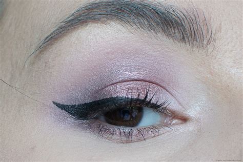 Colourpop Fame Eyeshadow Palette Who Loves Nude And Classy Makeup I Do Awesome Affordable