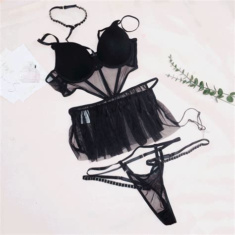 Ensemble De Lingerie Sexy Porte Jarretelles En Dentelle Transparente Et En Maille Mode En