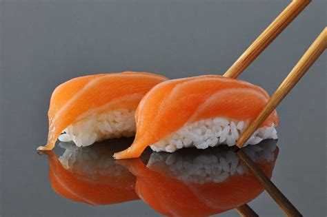 Receta de Nigiri de Salmón Fácil y Sabrosa