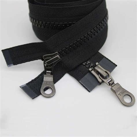 Застежка-молния разъемная. YKK. Тип 5. Длина 80 см. Черная. Трактор. 2 ...