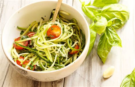 Come Fare I Tagliolini Di Zucchine Al Pomodorino Deabyday