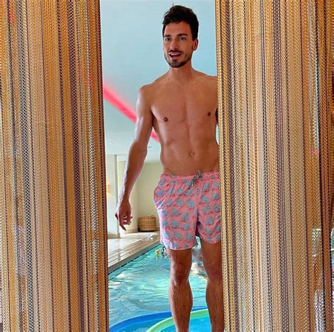 Mats Hummels Shirtless