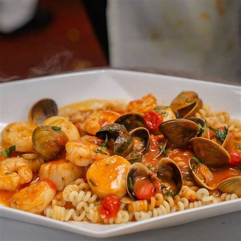 Long Island Restaurant News | Best Eats Near UBS Arena for Islanders Fans