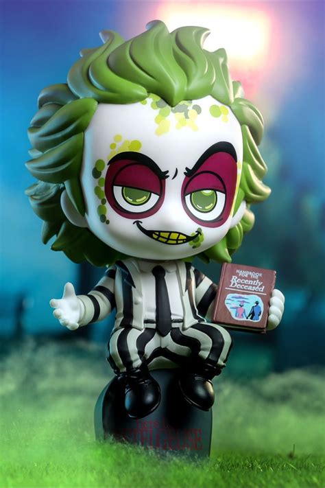 Beetlejuice Cosbaby Collectible Figure By Hot Toys